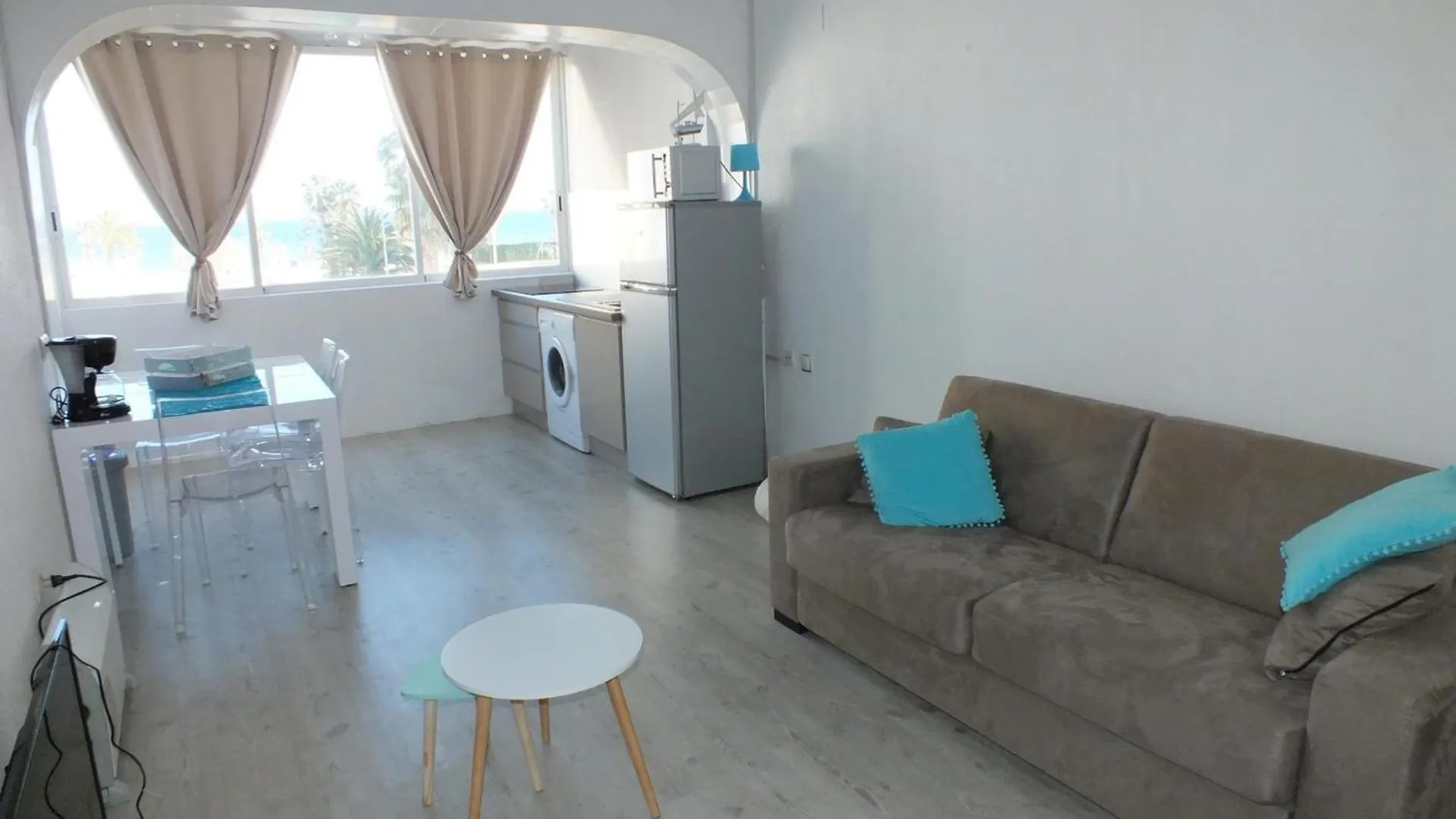 Appartement Apartamento Costero Con Aire Acondicionado E Internet En Santa-Margarita, Rosas - Es-204-45 Espagne