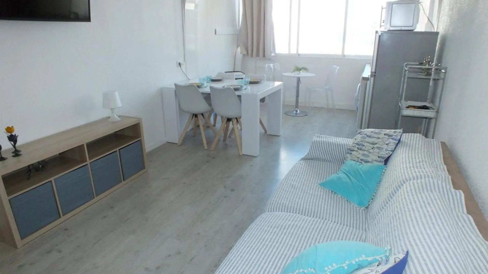 Apartamento Costero Con Aire Acondicionado E Internet En Santa-Margarita, Rosas - Es-204-45 Espagne